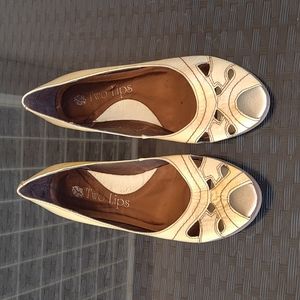 Two Lips size 7.5 peep toe shoes
